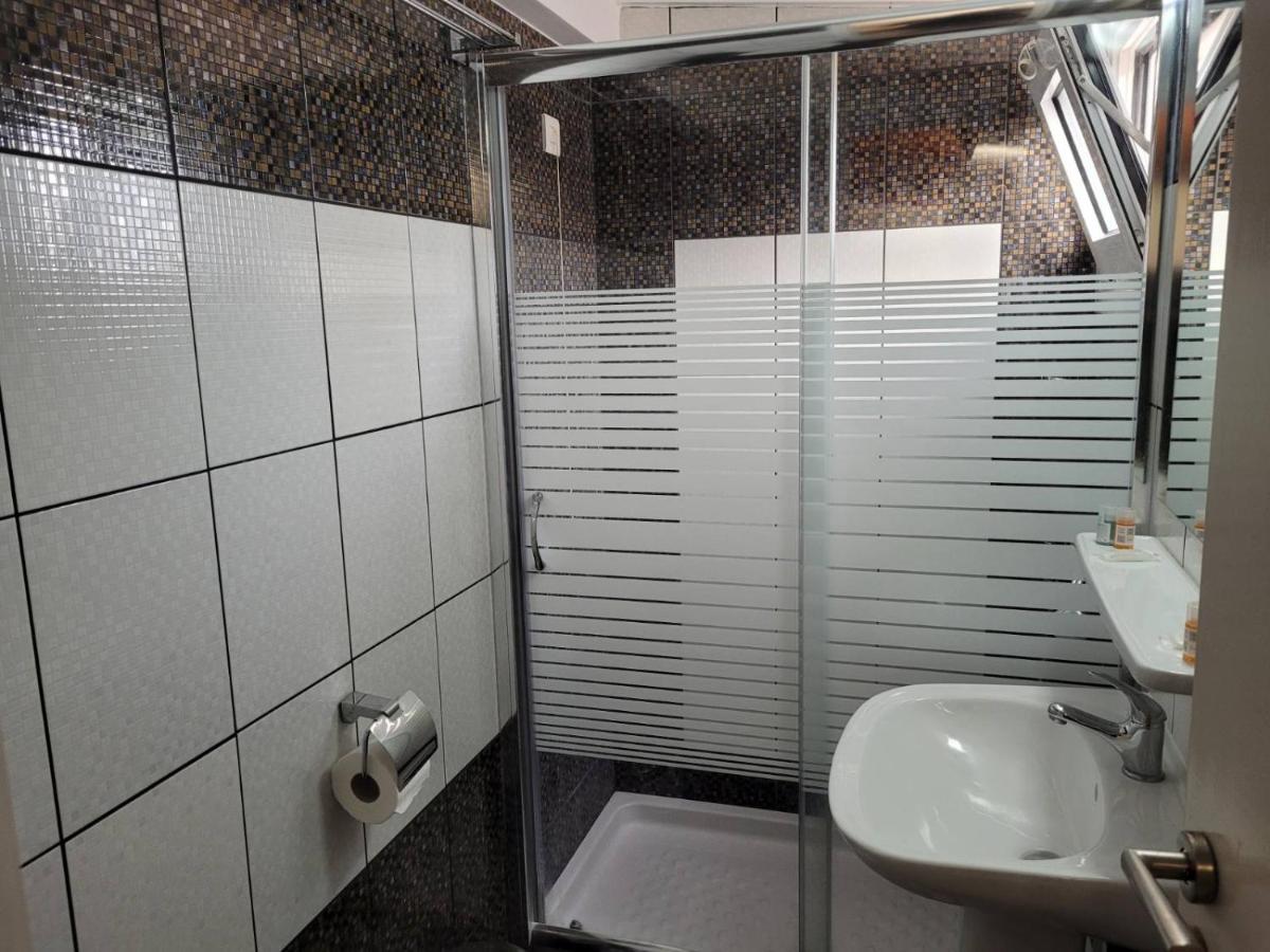 Logan'S Beach Hotel Νυδρί Εξωτερικό φωτογραφία